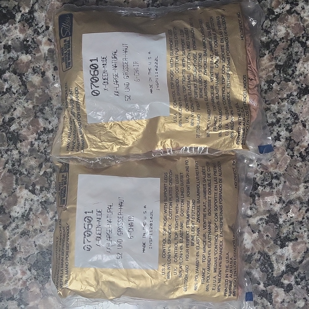 Lot of 2 SILKIES pantyhose new in package X Queen NUDE model 070601
